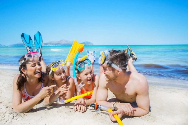 Schnorcheln mit der Familie: Urlaub am Meer buchen